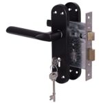 Yale Cuneo Lockset 3 Lever Matte Black